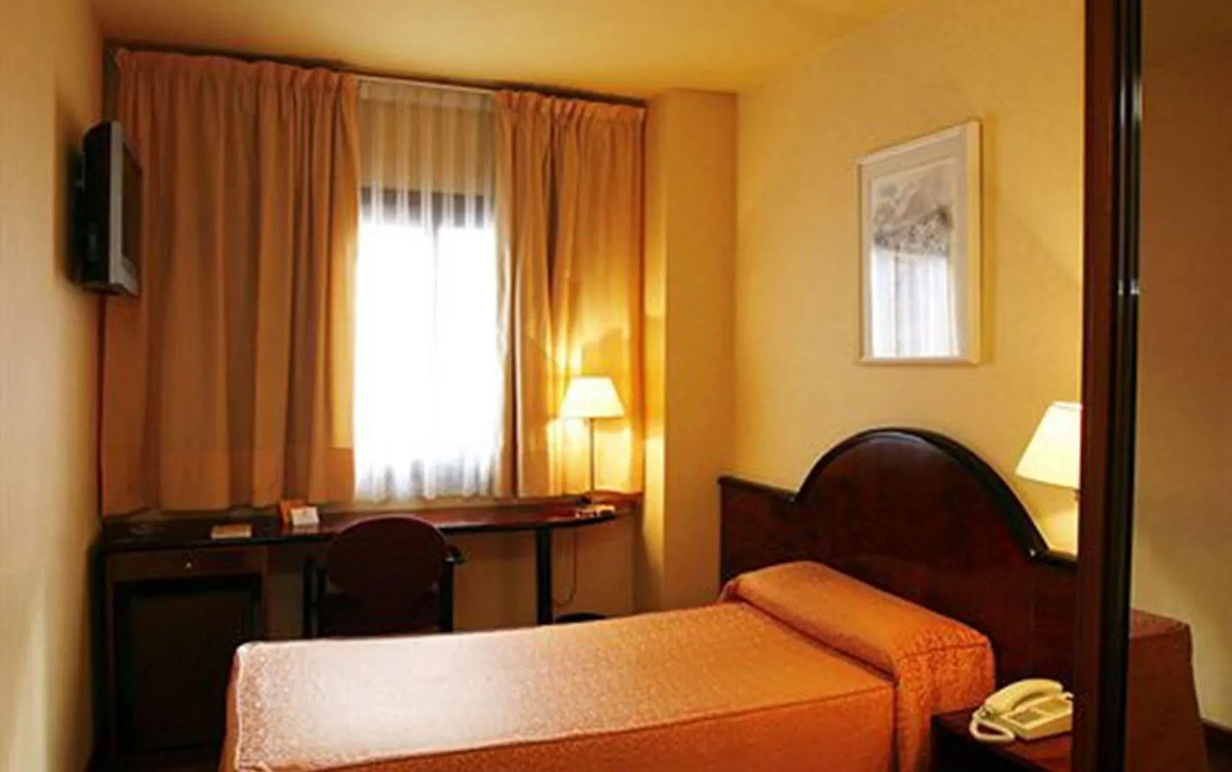 Hotel Caledonian Barcelona 3*,